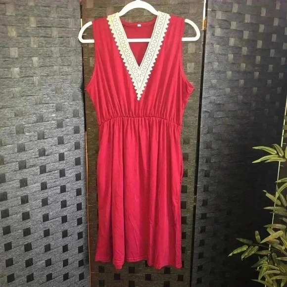 Red V-Neck Ruffled Dress - Picture 2 of 11